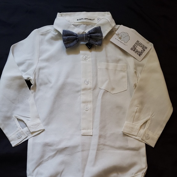 Clothes - Picture 3 of 3